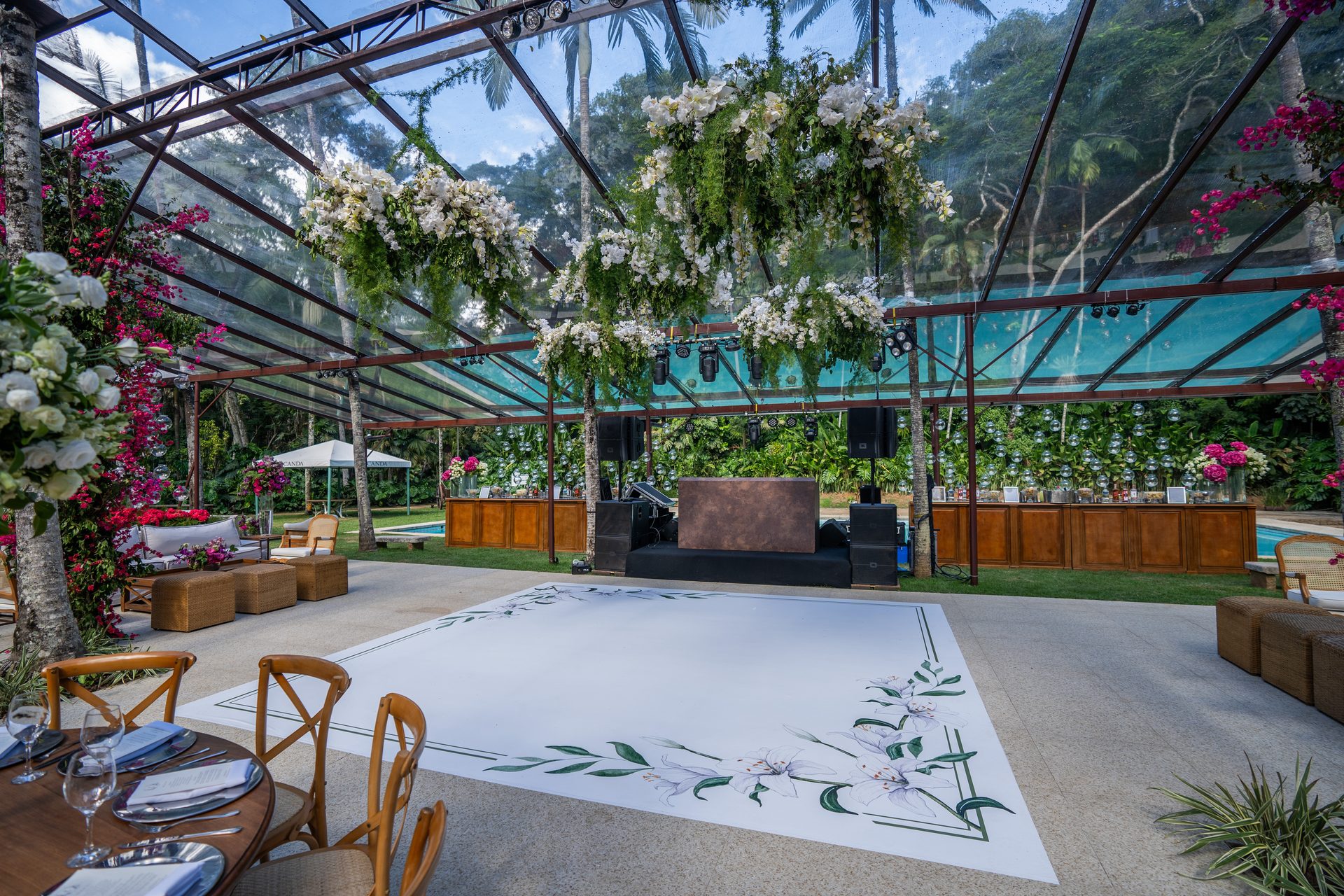 Pista de dança no jardim de inverno da Locanda Bela Vista
